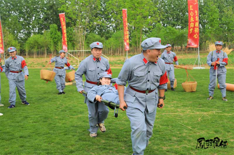 紅色運(yùn)動會項(xiàng)目：抬擔(dān)架